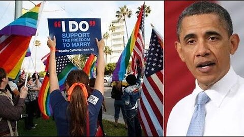 Monkey boy 🐒 Obama says your sons should have 🌈 men in their lives