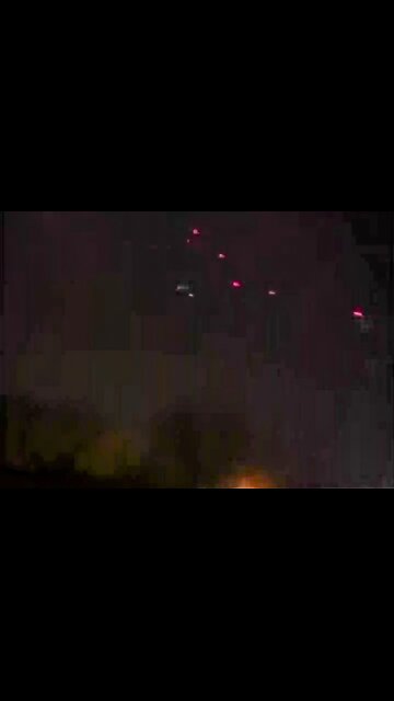 UFO Over Moscow, Russia Can't Be Shot Down! (4/9/25)