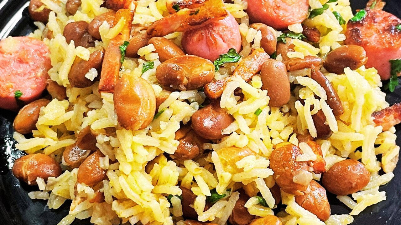 Easy and Delicious Rice and Beans – Ready in 20 Minutes! ⏱️🍴