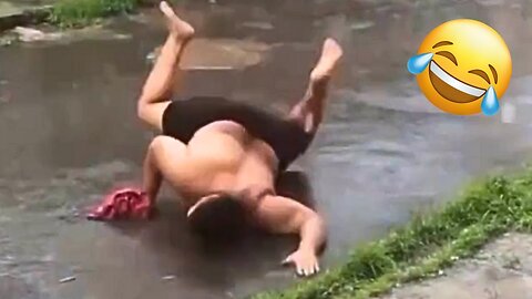 TRY NOT TO LAUGH 🤣 Best Funny Videos compilation - Fails, Pranks & Hilarious Moments 😂 P9 - Funny 4D
