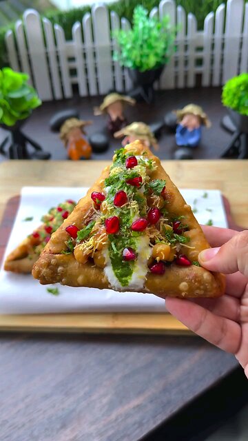 Triangle Samosa Chaat