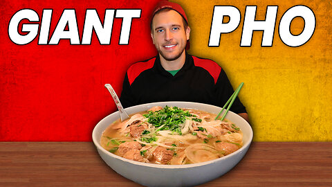 Battling the 5 lb Super Bowl Pho Challenge in Texas