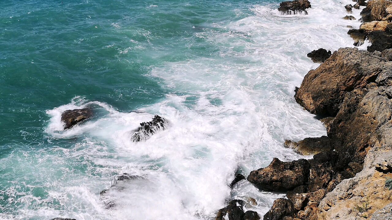 Big Waves Crashing On Rocks