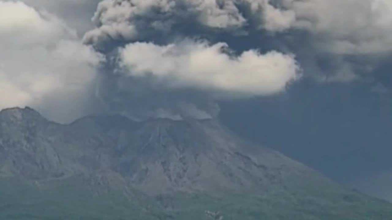 Sakurajima Unleashes Towering Ash Plumes