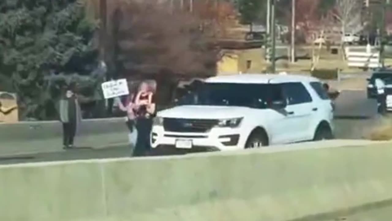 ICE IS CRASHING ICE PROTESTS NOW!!!😭🤣🤣