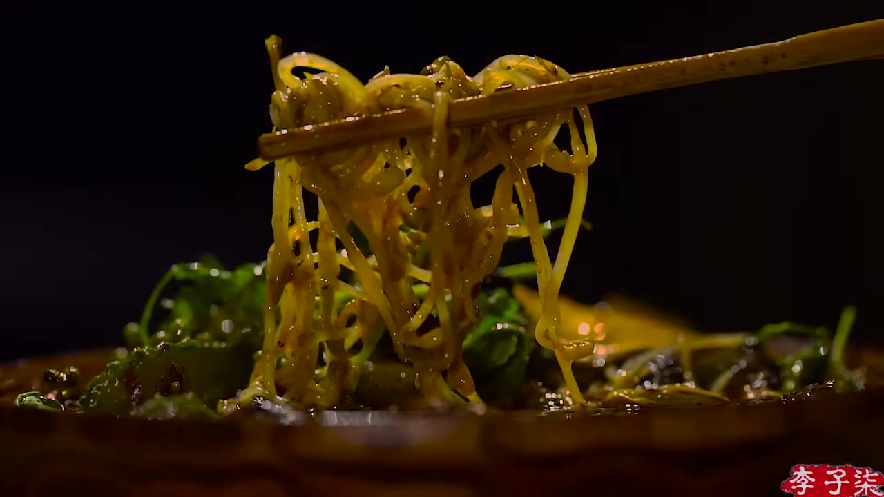 Long, Tender & Fresh : Bean Sprouts Are Nutritious & Pollution Free