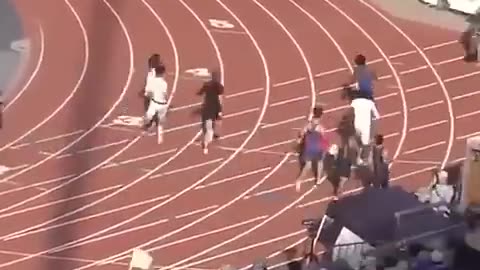 012. A FRESHMAN DID THIS 😳😳 #shorts #trackandfield