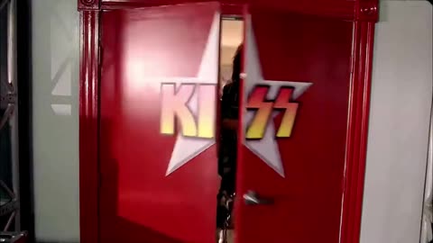 Kiss - Dr Pepper Commercials! ♫