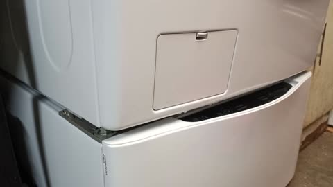 How to Clean Washer Drain Pump Lint Trap on LG Front Load Washers-Date: 10/1/2020
