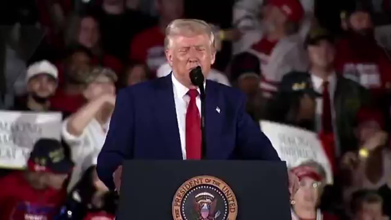 Trump casually ‘misgenders’ heckler