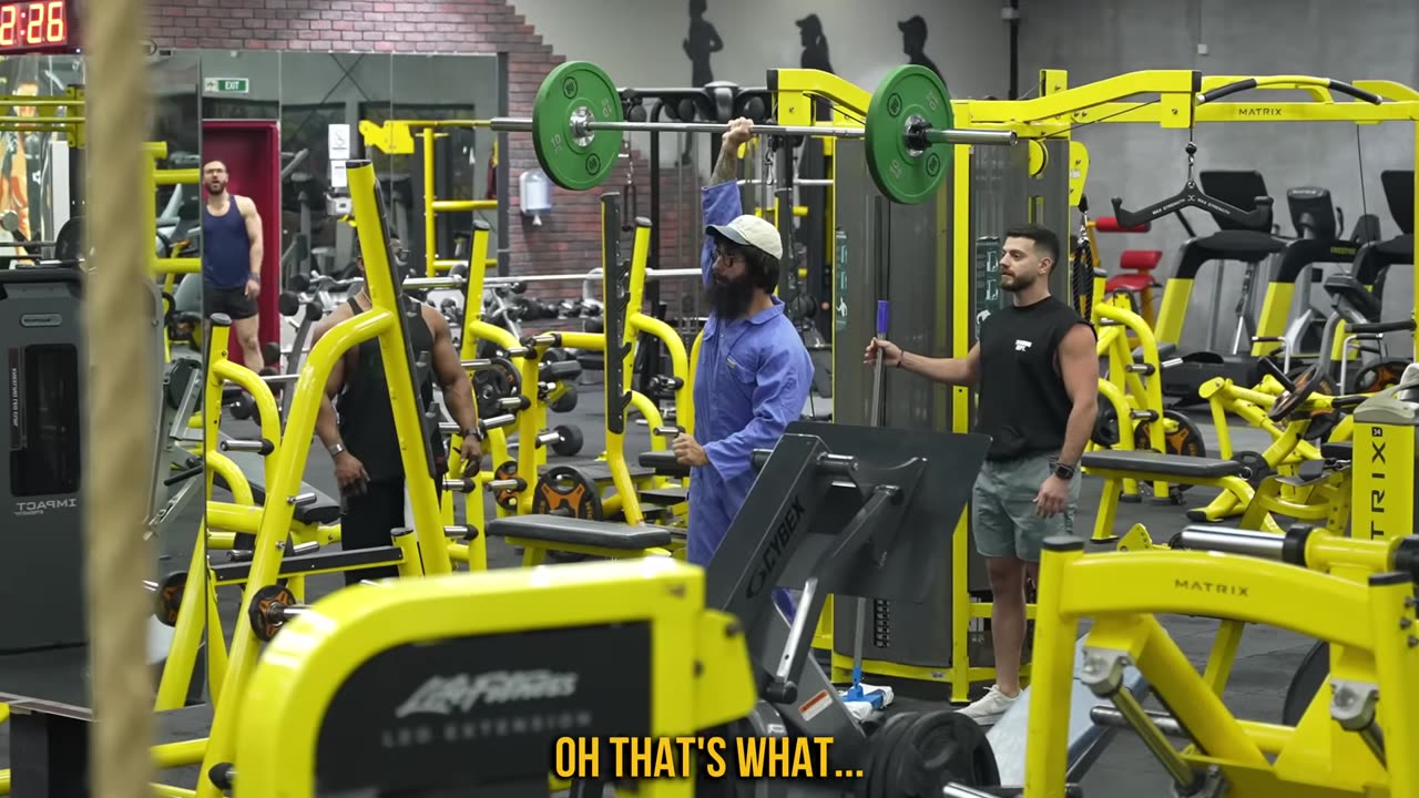 ELITE Powerlifter ANATOLY Use 32kg Mop | Pretended to be a CLEANER in a GYM #40
