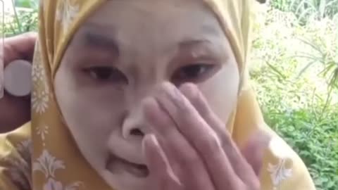 😂💄 This Genius Hack Will Remove Liquid Foundation in 1 Second! | FunFM
