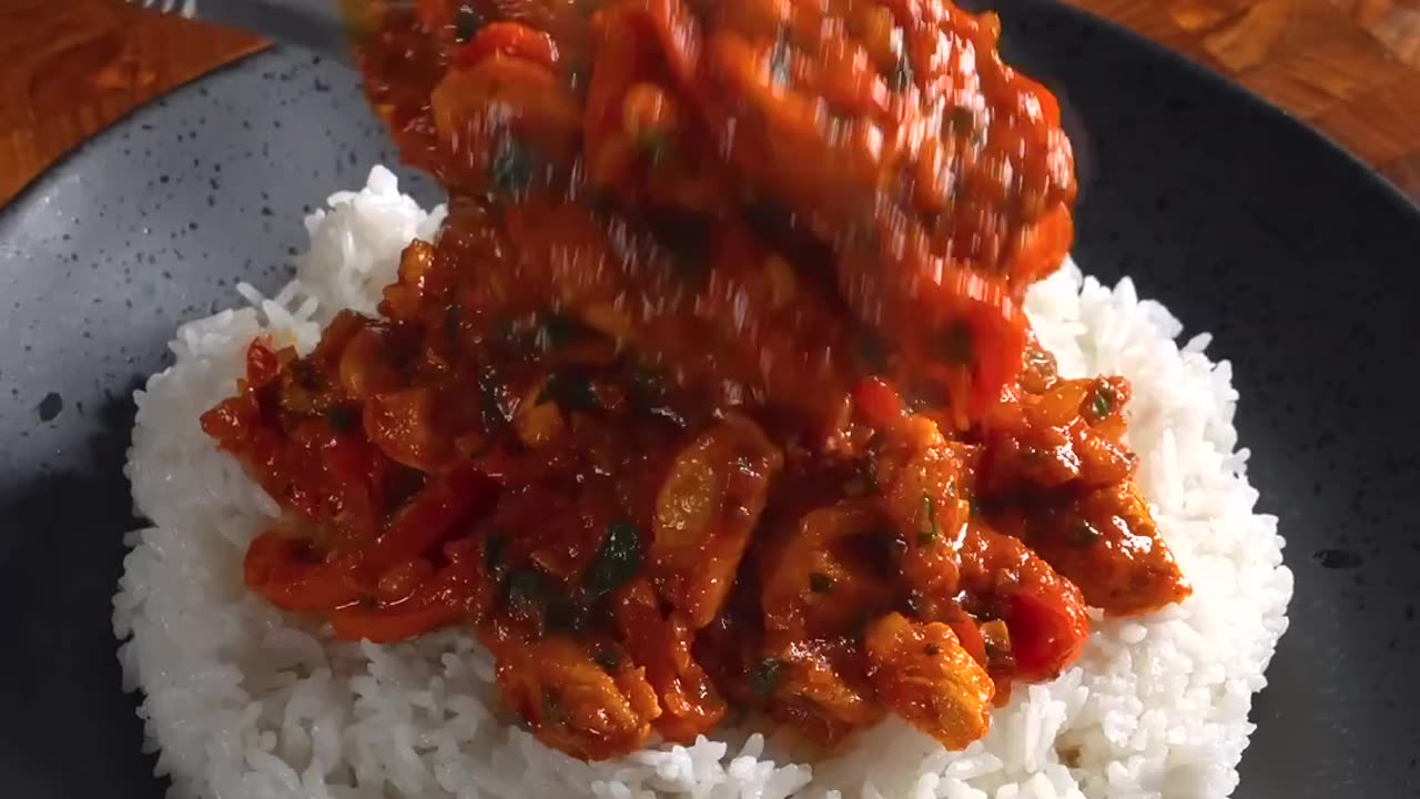 🔥 Would You Try This Delicious Dish? 🍽️