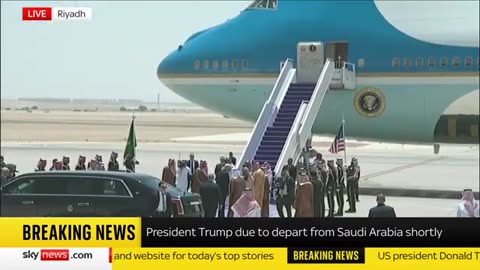 Trump boards Air Force One to leave Saudi Arabia for Qatar