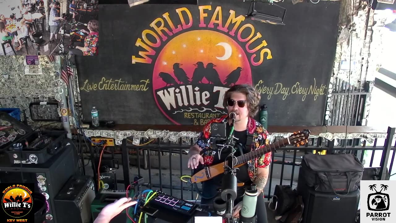 LIVE Music Everyday!