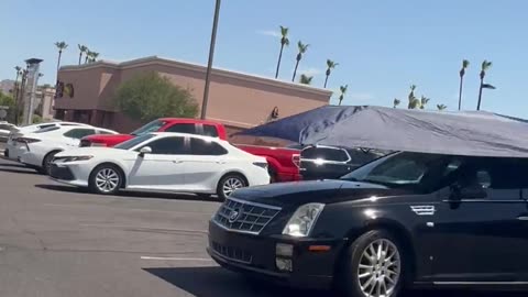 Car Umbrella Keeps Interior Cool