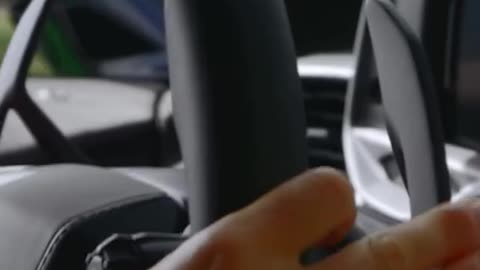 No clichés here, just a powerful drive!