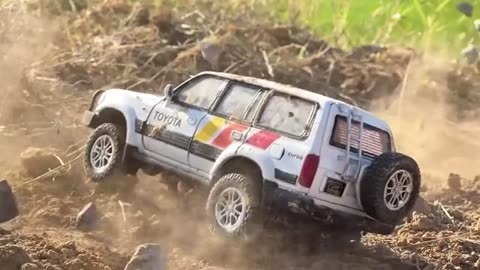 Crash Test of Toyota Land Cruiser LC80 - Extreme Off-roading Went Wrong_part2