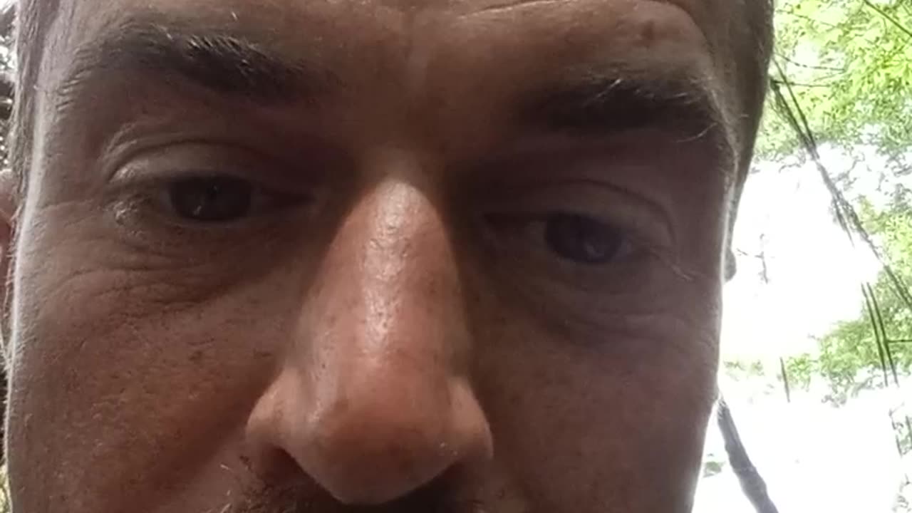 D9