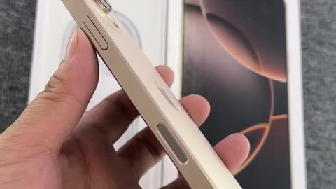 Iphone 16 unboxing video