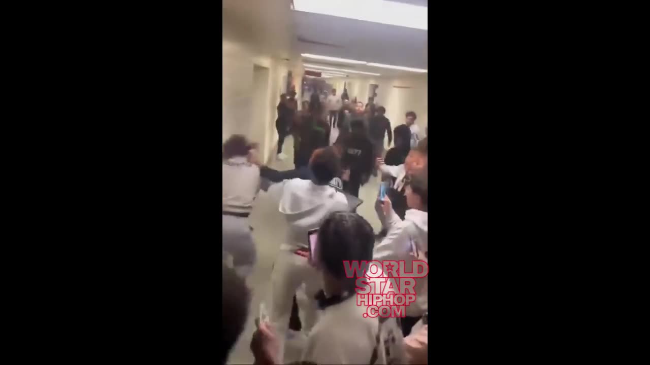 Student Fights Security Guard At Morton High School In Hammond, Indiana