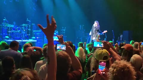 Tom keifer ( live)
