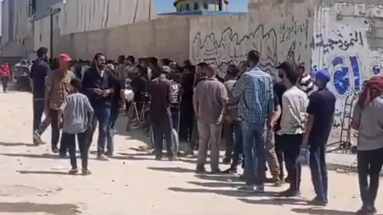 Total chaos: Hamas says many Gazans killed at the humanitarian aid distribution.