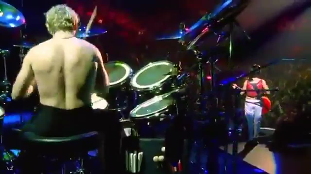 The Cranberries: "Zombie" in 1999.