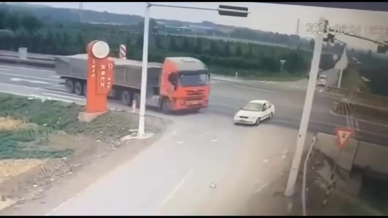 Dumb truck driver – unexpected result