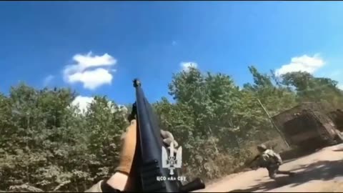 How Ukrainians Deal with Same Situation(Shooting Down Incoming Drone Attacks)