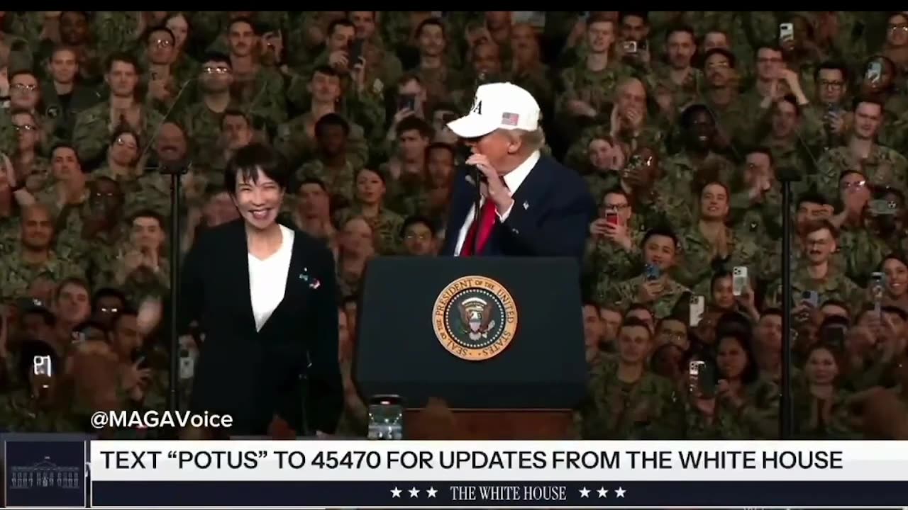 Thá»§ tướng Nháºt Bản Sanae Takaichi nhảy cẫng lên vì vui sướng khi Tổng thống Donald Trump ...