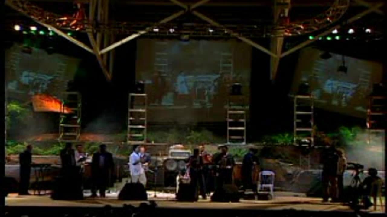VAL EN VIVO4