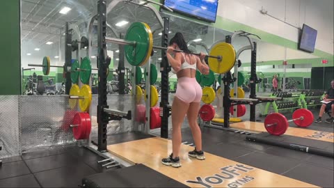 EmjayPlayss Booty Workout 🍑 – The Secret Beauty Model Routine You Must Try!