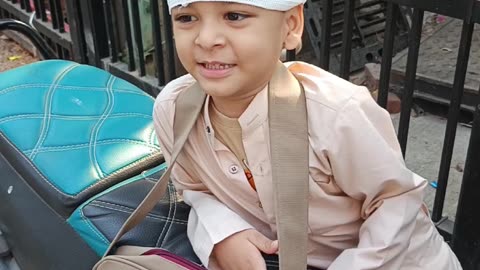 Little Riders in Traditional Attire | Cute Kids on a Scooter | Mumbai Street Vlog by feroz15khan