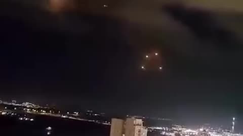 Iran Missiles by the 100's Strike Isreal | No more Dome