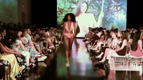 Syrena Swimwear Resort 2023 Miami Swim Week - Art Hearts