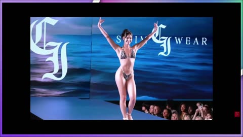 Bikini Fashion show