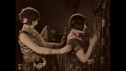 Manhandled (1924)