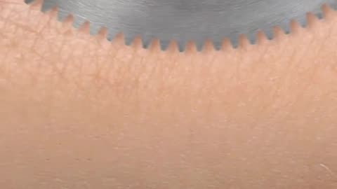 Por qué estas sierras no cortan la piel? 😮