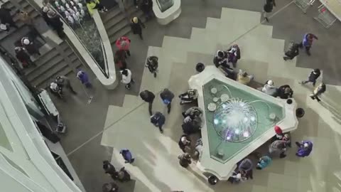 Here's What Really Happened At The Miami Mall