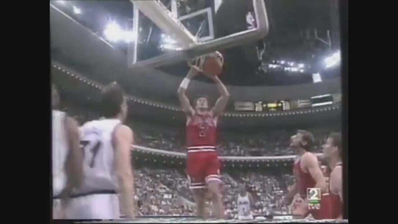 Toni Kukoc 15 Points 7 Ast @ Magic, 1994-95.