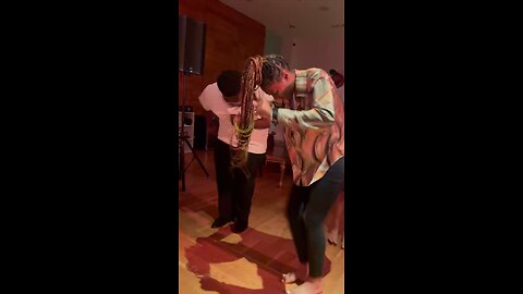 I want friends like this 💃🏽💃🏽🕺🏾💯🫵🏽🕺🏾💃🏽 #praisebreak