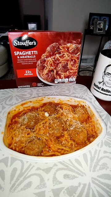 Eating Stouffer's Spaghetti & Meatballs, Dbn, MI, 2/3/26
