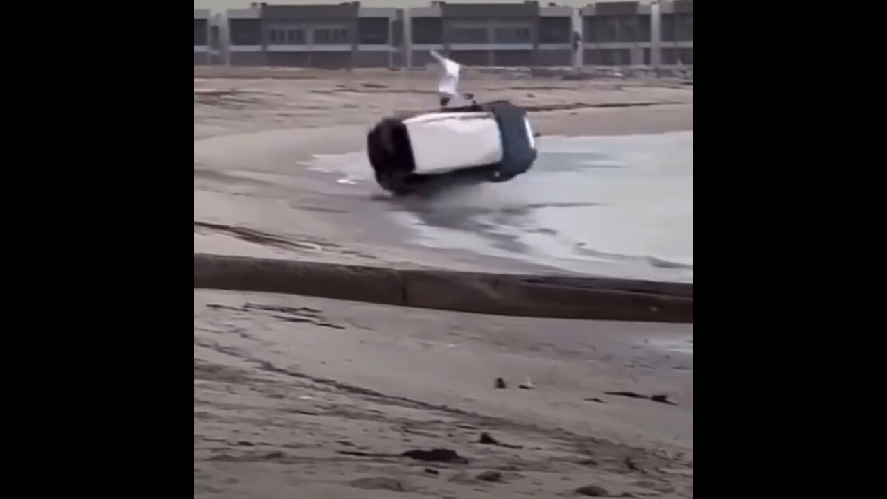 Quiso ser el más canchero de la playa y acabó así