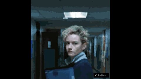 Julia Garner as Justine Tandy from the movie Weapons