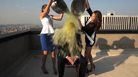 DONALD TRUMP USHERS IN THE GOLDEN AGE WITH A GOLDEN SHOWER (SYMBOLIC MEANING, ORMUS!)