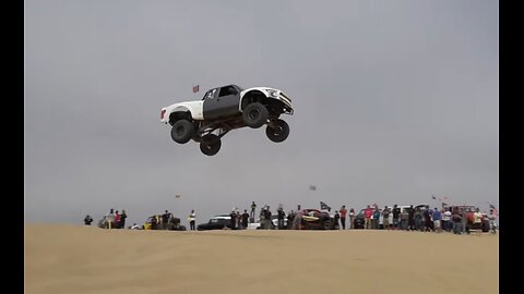 Trophy truck sent