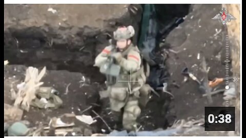 "Bakhmut Incident: Russian Paratrooper Shoots Down Ukrainian Heavy Quadcopter 'Baba Yaga'"