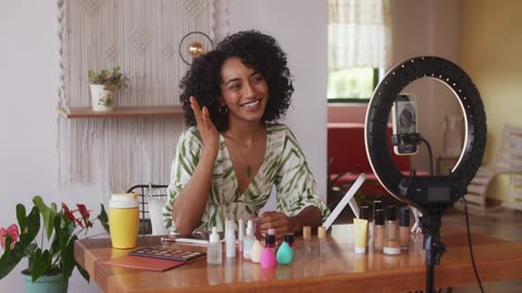 TikTok Volgers Kopen vs Other Growth Strategies