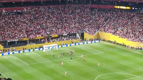 Leo Messi free kick master forgiving his former club 😆 PSG vs Inter Miami 4-0. Club World Cup 2025